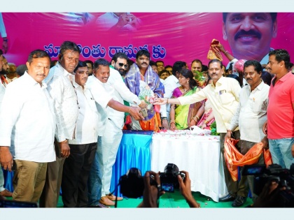 “Ex-Mayor Dr.Bonthu Ram Mohan’s Birthday is Marked with Grand Celebrations and Philanthropic activities” | “Ex-Mayor Dr.Bonthu Ram Mohan’s Birthday is Marked with Grand Celebrations and Philanthropic activities”