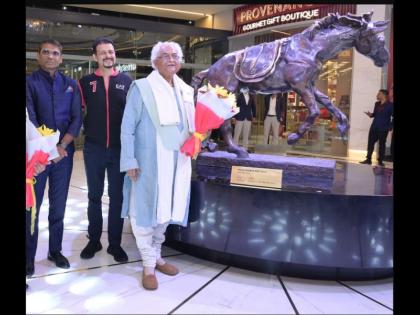Palladium Ahmedabad Unveils Iconic Art Installations by International Artist, Salvador Dali and Veer Munshi | Palladium Ahmedabad Unveils Iconic Art Installations by International Artist, Salvador Dali and Veer Munshi Palladium Ahmedabad Unveils Iconic Art Installations by International Artist, Salvador Dali and Veer Munshi | Palladium Ahmedabad Unveils Iconic Art Installations by International Artist, Salvador Dali and Veer Munshi