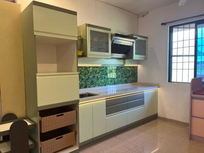 Adhira Kitchen – Your Best Modular Kitchen Manufacturer in Thane and Mumbai | Adhira Kitchen – Your Best Modular Kitchen Manufacturer in Thane and Mumbai Adhira Kitchen – Your Best Modular Kitchen Manufacturer in Thane and Mumbai | Adhira Kitchen – Your Best Modular Kitchen Manufacturer in Thane and Mumbai