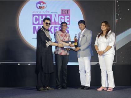 Antariksh Group founders C.A. L.V. Rathi and Bhagwanji N Patel bag honour at Economic Times ChangeMakers | Antariksh Group founders C.A. L.V. Rathi and Bhagwanji N Patel bag honour at Economic Times ChangeMakers Antariksh Group founders C.A. L.V. Rathi and Bhagwanji N Patel bag honour at Economic Times ChangeMakers | Antariksh Group founders C.A. L.V. Rathi and Bhagwanji N Patel bag honour at Economic Times ChangeMakers