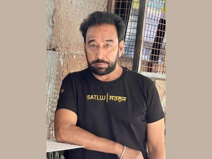 Darshan Aulakh started his film journey as an actor, today apart from acting, he has also made his own identity in film direction and singing | Darshan Aulakh started his film journey as an actor, today apart from acting, he has also made his own identity in film direction and singing