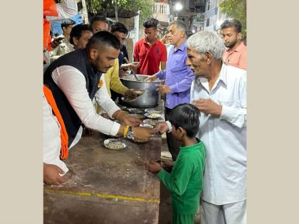 Akshay Kanti Bam: A Social Worker Transforming Lives in Indore | Akshay Kanti Bam: A Social Worker Transforming Lives in Indore
