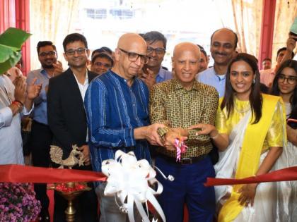Tanishq Unveils Its Renewed Grand Store In Ahmedabad | Tanishq Unveils Its Renewed Grand Store In Ahmedabad Tanishq Unveils Its Renewed Grand Store In Ahmedabad | Tanishq Unveils Its Renewed Grand Store In Ahmedabad