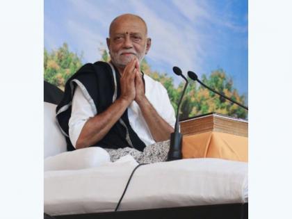 Morari Bapu’s tributes and assistance to victims of Nepal earthquake, Mexico hurricane | Morari Bapu’s tributes and assistance to victims of Nepal earthquake, Mexico hurricane Morari Bapu’s tributes and assistance to victims of Nepal earthquake, Mexico hurricane | Morari Bapu’s tributes and assistance to victims of Nepal earthquake, Mexico hurricane