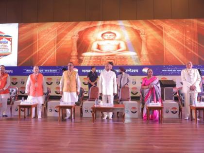 For the First Time in History — Former President Ram Nath Kovind and Family Chant the ‘Namokar Mantra’ Together in a Video Film | For the First Time in History — Former President Ram Nath Kovind and Family Chant the ‘Namokar Mantra’ Together in a Video Film For the First Time in History — Former President Ram Nath Kovind and Family Chant the ‘Namokar Mantra’ Together in a Video Film | For the First Time in History — Former President Ram Nath Kovind and Family Chant the ‘Namokar Mantra’ Together in a Video Film