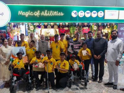 Prime Minister Narendra Modi Visits Mitti Café at Adani’s Navi Mumbai International Airport (NMIA), Celebrating Inclusion and Empowerment | Prime Minister Narendra Modi Visits Mitti Café at Adani’s Navi Mumbai International Airport (NMIA), Celebrating Inclusion and Empowerment
