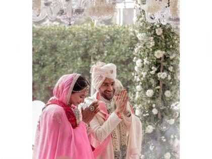 Sonal Chauhan Shares Beautiful Wedding Moments of Sister Himani and VSRK Capital’s Swapnil Aggarwal | Sonal Chauhan Shares Beautiful Wedding Moments of Sister Himani and VSRK Capital’s Swapnil Aggarwal Sonal Chauhan Shares Beautiful Wedding Moments of Sister Himani and VSRK Capital’s Swapnil Aggarwal | Sonal Chauhan Shares Beautiful Wedding Moments of Sister Himani and VSRK Capital’s Swapnil Aggarwal