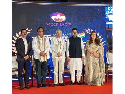 Seema Singh’s Sarvottam Nagrik Samman 2025: Governor of Maharashtra Leads an Evening of Honour | Seema Singh’s Sarvottam Nagrik Samman 2025: Governor of Maharashtra Leads an Evening of Honour Seema Singh’s Sarvottam Nagrik Samman 2025: Governor of Maharashtra Leads an Evening of Honour | Seema Singh’s Sarvottam Nagrik Samman 2025: Governor of Maharashtra Leads an Evening of Honour