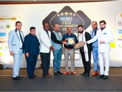 CORONET Bath Fittings CEO Sunal Gulati honoured by Union Minister Ramdas Athawale in SMEBIZZ CEO Star Awards2022 | CORONET Bath Fittings CEO Sunal Gulati honoured by Union Minister Ramdas Athawale in SMEBIZZ CEO Star Awards2022