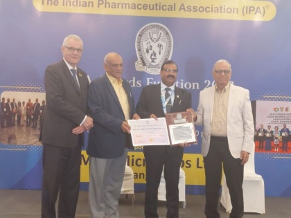 IPA MP State Branch, Indore Received Special Appreciation Award at Ipc-2023 Held in Nagpur: Dr. Anil Kharia, Honorary President, IPA MP STATE BRANCH Received the National Award during IPC 2023 | IPA MP State Branch, Indore Received Special Appreciation Award at Ipc-2023 Held in Nagpur: Dr. Anil Kharia, Honorary President, IPA MP STATE BRANCH Received the National Award during IPC 2023