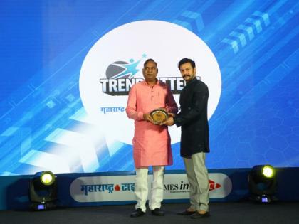 Leading Indian ethnic wear brand Paaneris owner, Virji Bhai Gada honored as Trendsetters 2022 by Maharashtra Times | Leading Indian ethnic wear brand Paaneris owner, Virji Bhai Gada honored as Trendsetters 2022 by Maharashtra Times