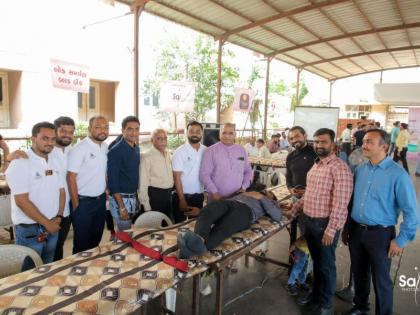 Sakhiya Skin Clinic and the Rotaract Club of Surat East had organized the mega blood donation camp ‘Mahadan 8.0’ in Surat | Sakhiya Skin Clinic and the Rotaract Club of Surat East had organized the mega blood donation camp ‘Mahadan 8.0’ in Surat