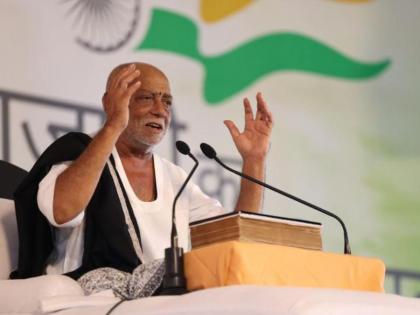 Morari Bapu Extends a Unifying Call to Sanatan Dharma Saints for the Kumbh Mela | Morari Bapu Extends a Unifying Call to Sanatan Dharma Saints for the Kumbh Mela Morari Bapu Extends a Unifying Call to Sanatan Dharma Saints for the Kumbh Mela | Morari Bapu Extends a Unifying Call to Sanatan Dharma Saints for the Kumbh Mela
