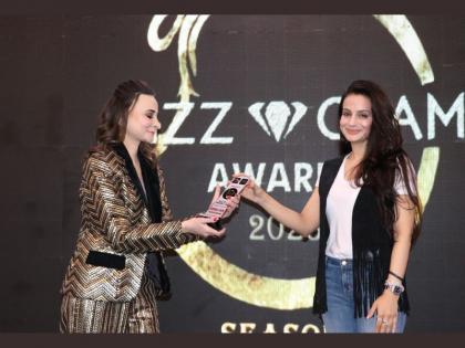 Fashion Designer Sonali Jain was honored with the prestigious Bizz Glam Award 2023 | Fashion Designer Sonali Jain was honored with the prestigious Bizz Glam Award 2023