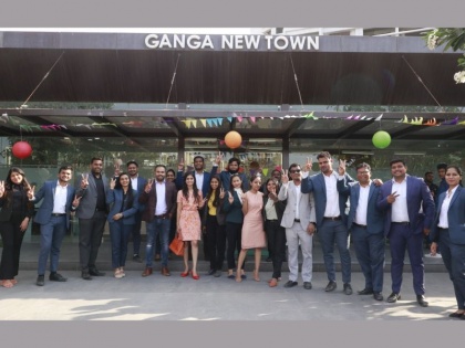 Ganga New Town Carnival Draws Over 3,000 Attendees for a Fun-Filled Free Market | Ganga New Town Carnival Draws Over 3,000 Attendees for a Fun-Filled Free Market