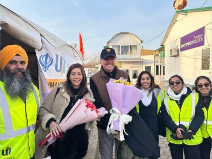 New Jersey Governor Phil Murphy & First Lady Join UNITED SIKHS at Ukraine, Praise on Relief Efforts | New Jersey Governor Phil Murphy & First Lady Join UNITED SIKHS at Ukraine, Praise on Relief Efforts