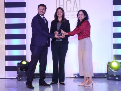 uExcelerate bags awards for Startup of the Year and Technology Solution Provider of the year at ETHR Human Capital Awards 2023 | uExcelerate bags awards for Startup of the Year and Technology Solution Provider of the year at ETHR Human Capital Awards 2023