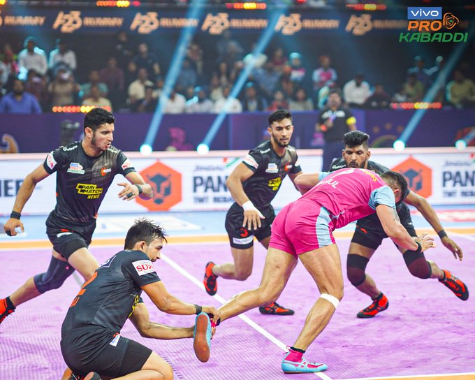 vivo Pro Kabaddi League Report: Arjun Deshwal Shines as Jaipur Pink Panthers  Clinch Hard-Fought Victory Over U Mumba – Punekar News