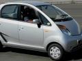 भूलकर भी न खरीदें ये कार, सालभर में बिकी सिर्फ 1 गाड़ी - Hindi News | Tata Nano ends 2019 with zero production | Latest automobile News at Lokmatnews.in