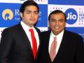 Mukesh Ambani: जियो के डायरेक्टर पद से मुकेश अंबानी ने दिया इस्तीफा, आकाश अंबानी बने कंपनी के चेयरमैन - Hindi News | Mukesh Ambani steps down as director of Reliance Jio Akash Ambani takes over | Latest business News at Lokmatnews.in