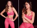 पिंक गेटअपमध्ये Ananya Panday दिसतेय लय भारी, सोशल मीडियावर रंगलीय तिच्या लूकची चर्चा - Marathi News | bollywood actress ananya pandey looking stunning in pink outfit see photos | Latest filmy Photos at Lokmat.com