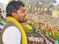 योगी सरकार के मंत्री के बेटे ने दिया विवादित बयान, कहा- लड़कियों को गलत तरीके से छूने पर हाथ काट दूंगा - Hindi News | | Latest india News at Lokmatnews.in