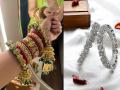 Hartalika Teej 2025: इस तीज पुरानी स्टाइल की चूड़ियों को करें अलविदा, कलाई पर सजाएं ये लेटेस्ट डिजाइन - Hindi News | Hartalika Teej 2025 Beautiful bangles designs to wear on Hartalika Teej | Latest fashion-beauty News at Lokmatnews.in