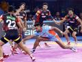 PKL 2019: बंगाल ने घरेलू लेग में दर्ज की लगातार तीसरी जीत, मौजूदा चैंपियन बेंगलुरु को 42-40 से हराया - Hindi News | Pro Kabaddi League 2019: Bengal Warriors beat Bengaluru Bulls by 42-40 | Latest kabaddi News at Lokmatnews.in