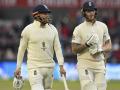 Eng vs Aus, 4th Test: ऑस्ट्रेलिया के खिलाफ मुश्किल में इंग्लैंड की टीम, 200 रन पर गंवाए 5 विकेट - Hindi News | Eng vs Aus, 4th Test: England in a spot of bother at 200-5 in 4th Ashes Test against Australia | Latest cricket News at Lokmatnews.in