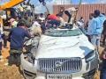 Bengaluru Volvo Crash: कार पर कंटेनर ट्रक?, पूरा परिवार खत्म, 6 की मौत, देखें वीडियो - Hindi News | Bengaluru Volvo Crash live Tried to prevent collision killed 6 in SUV Killed CEO Family Sparks Big Question Is Safe Car Enough road safety debate online see video | Latest crime News at Lokmatnews.in