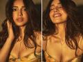भूमि पेडनेकर ने सोशल मीडिया पर लगाया ग्लैमर का तड़का, देखे तस्वीरे - Hindi News | bollywood actress bhumi pednekar shared glamorous pictures on instagram see photos | Latest bollywood Photos at Lokmatnews.in