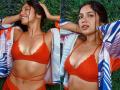 Bhumi Pednekar sizzles in red bralette, see pics - Hindi News | Bhumi Pednekar sizzles in red bralette, see pics | Latest entertainment Photos at Lokmattimes.com