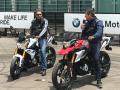 BMW G 310 R और G 310 GS को अब तक मिली 1,000 से ज्यादा बुकिंग - Hindi News | BMW G 310 R, BMW G 310 GS Receive Over 1,000 Bookings | Latest automobile News at Lokmatnews.in