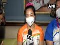 टोक्यो ओलंपिक: मेडल लेकर लौटीं मीराबाई चानू का शानदार स्वागत, लोगों ने भारत माता के लगाए जयकारे - Hindi News | Tokyo olympics: Mirabai Chanu return india after won silver medal in weightlifting | Latest other-sports News at Lokmatnews.in