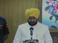 चरणजीत सिंह चन्नी ने पंजाब के मुख्यमंत्री के तौर पर ली शपथ, राज्य के पहले दलित सीएम - Hindi News | Charanjit Singh Channi takes oath as 17Tth Punjab CM at Raj bhawan | Latest india News at Lokmatnews.in