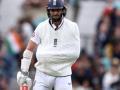 Ashes 2025-26: भारत के खिलाफ चोटिल, एशेज सीरीज से पहले 45 दिन रिहैब में रहेंगे  क्रिस वोक्स, 21 नवंबर से पर्थ में पहला मैच - Hindi News | Ashes 2025-26 Chris Woakes injured against India rehab for 45 days before Ashes series first match in Perth from November 21 | Latest cricket News at Lokmatnews.in