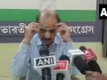 टीएमसी और ममता बनर्जी को नहीं दिया वोट, कांग्रेस उम्मीदवार अधीर रंजन चौधरी ने कहा-वर्षों पहले स्थापित पेयजल सुविधा को लिया वापस, वीडियो - Hindi News | Baharampur Assembly constituency Adhir Ranjan Chowdhury says TMC leaders withdrew drinking water facilities installed years ago not vote tmc see video | Latest india News at Lokmatnews.in