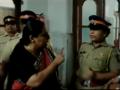 हॉस्पिटल में कांग्रेस की विधायक 'मैडम' ने पुलिस वालों के साथ किया हाई वोल्टेज ड्रामा, वायरल हुआ वीडियो - Hindi News | Congress MLA Yashomati Thakur altercation with mumbai police video viral | Latest weird News at Lokmatnews.in