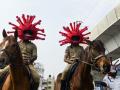 Hyderabad Police wear Coronavirus helmets to spread awareness - Hindi News | Hyderabad Police wear Coronavirus helmets to spread awareness | Latest national Photos at Lokmattimes.com