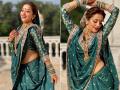 मोनालिसा को रॉयल अंदाज में देख फैंस की थमीं सांसें, देखें तस्वीरें - Hindi News | Monalisa look gorgeous in royal look checkout latest instagram pics | Latest television Photos at Lokmatnews.in