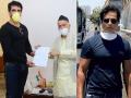 PHOTOS: महाराष्ट्र के गवर्नर से मिले प्रवासियों को घर भेजने वाले सोनू सूद, राज्यपाल ने कहा- हम करेंगे पूरा सपोर्ट - Hindi News | Sonu Sood meets Maharashtra governer gets praised for his great work in helping migrants reach home | Latest bollywood Photos at Lokmatnews.in