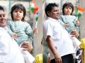 Republic Day 2020: तैमूर अली खान ने फहराया झंडा, देखें खूबसूरत तस्वीरें - Hindi News | kareena kapoor saif ali khan son taimur ali khan hoist flag see pics picture | Latest bollywood Photos at Lokmatnews.in
