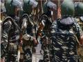 झारखंड चुनाव: CRPF का दावा- उनके साथ किया गया 'जानवरों जैसे बर्ताव', पीने और खाना बनाने के लिए टैंक से दिया पानी - Hindi News | Jharkhand polls: CRPF unit alleges animal-like treatment, claims given drinking water from water canon | Latest india News at Lokmatnews.in