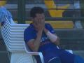 4 रन से हार, तेज गेंदबाज दीपक चाहर हुए भावुक, तस्वीर वायरल - Hindi News | IND vs SA Deepak Chahar crying pic goes viral after India's four-run defeat to South Africa | Latest weird News at Lokmatnews.in