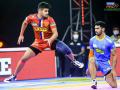 Pro Kabaddi PKL 8: तमिल थलाइवास को हराकर दूसरे स्थान पर कायम दिल्ली दबंग, यू मुंबा ने बंगाल वारियर्स को हराया - Hindi News | Pro Kabaddi PKL 8 Delhi Dabangg beat Tamil Thalaivas 32-31 U Mumba defeats Bengal Warriors 37-27 enters top six | Latest other-sports News at Lokmatnews.in