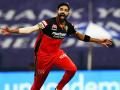 IPL 2020 KKR vs RCB Highlights: Mohammed Siraj की बदौलत RCB ने KKR को 8 विकेट से हराया - Hindi News | IPL 2020 KKR vs RCB Highlights: RCB defeated KKR by 8 wickets thanks to Mohammed Siraj | Latest cricket Videos at Lokmatnews.in