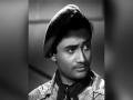 Happy Birthday Dev Anand: जब देवानंद को काले कोट में देखकर आत्महत्या कर लेती थी लड़कियां, कोर्ट को लगानी पड़ी थी पाबंदी - Hindi News | trending news When girls used to commit suicide after seeing Devanand in black coat | Latest bollywood News at Lokmatnews.in