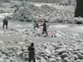 देवदूत बने जवान, नदी में कूद CRPF ने डूब रही 14 साल की लड़की को बचाया - Hindi News | CRPF jawans rescued 14-year-old girl drowning in river | Latest india News at Lokmatnews.in