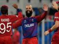 T20 World Cup: विश्व कप में पहला अर्धशतक, मोईन अली ने इंग्लैंड को संभाला, 51 रन, 37 गेंद, 3 चौका और 2 छक्का शामिल - Hindi News | T20 World Cup maiden T20 World Cup fifty Moeen Ali 51 runs 37 balls 3 fours 2 sixes tatget 166 | Latest cricket News at Lokmatnews.in