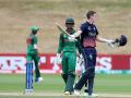 आईसीसी अंडर-19 विश्व कप : इंग्लैंड और कनाडा ने हासिल की जीत - Hindi News | ICC Under-19 World Cup: England beat Bangladesh | Latest cricket News at Lokmatnews.in